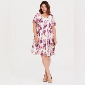 Torrid Floral white  Dress